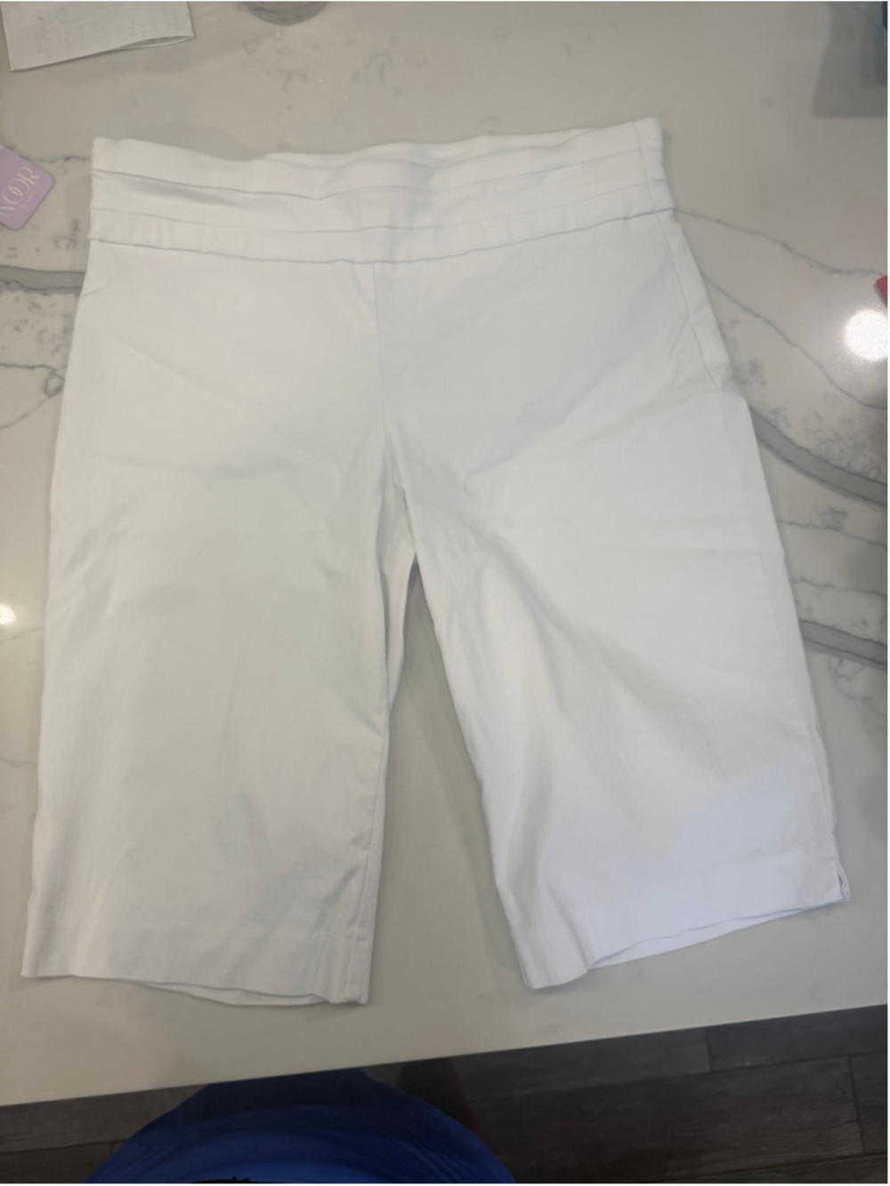 Women's Dana Buchman White Bermuda Shorts Size L